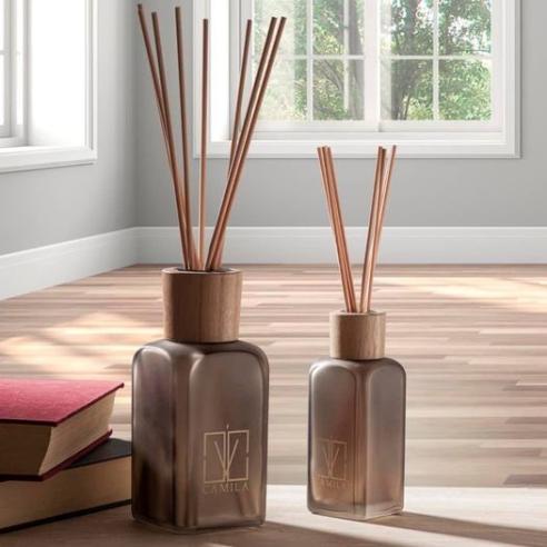 Camila - Profumatore Ambiente con Bastoncini 200 ml Black Forest