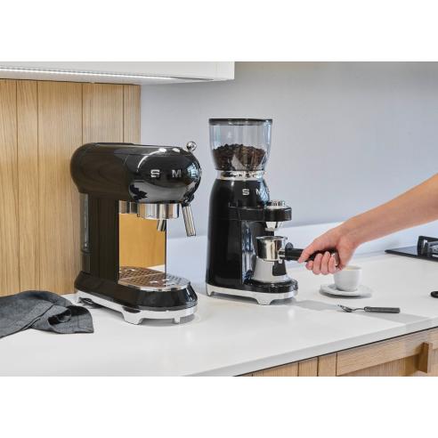 Smeg - Macinacaffè dosa caffè elettrico Stile Retrò anni ’50 nero CGF01BLEU