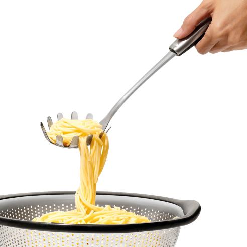Oxo - Mestolo forato servispaghetti in acciaio inox
