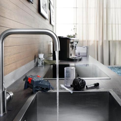 De Longhi - Macchina per caffè superautomatica sistema cappuccino Magnifica EVO ECAM290.61.SB