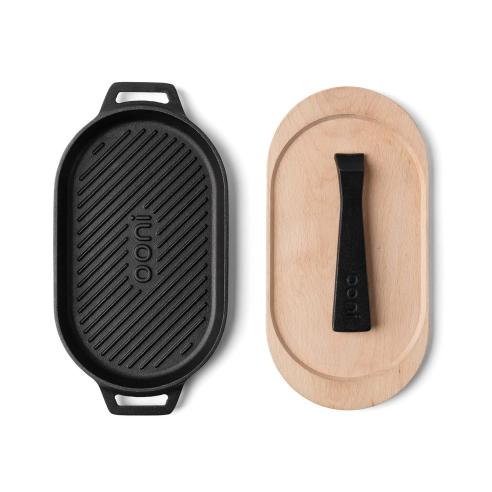 Ooni - Bistecchiera ovale con manico in ghisa e supporto in legno 31 cm