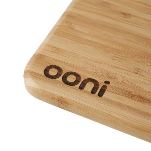 Ooni - Tagliere in bamboo e copri-cassetta per impasto pizza