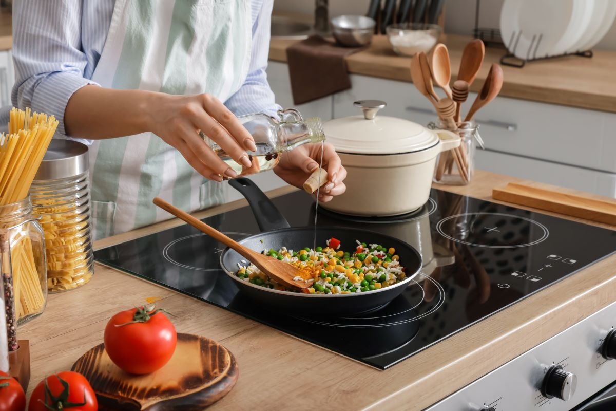 Detox post festività? Ecco le migliori pentole per cucinare senza grassi